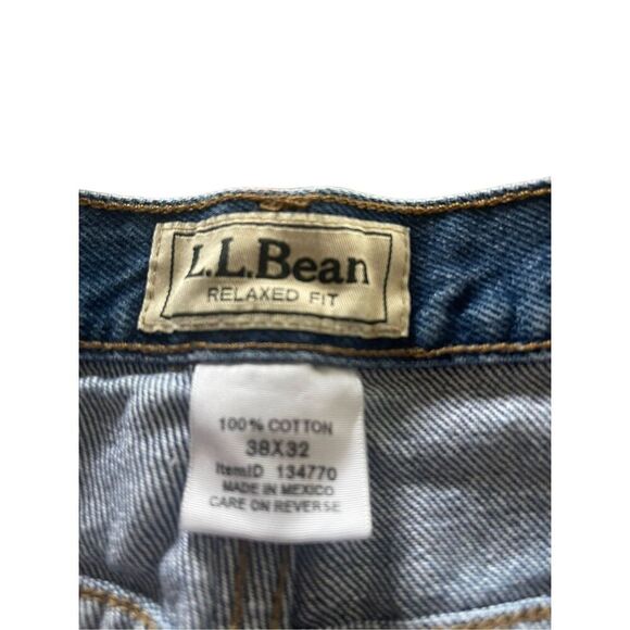 LL. Bean Men's Straight Leg Relax fit Cotton Blue Denim Pants Size 38/32 - Picture 6 of 11